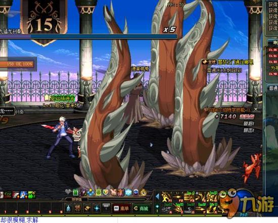 强调女性在 强调女性在